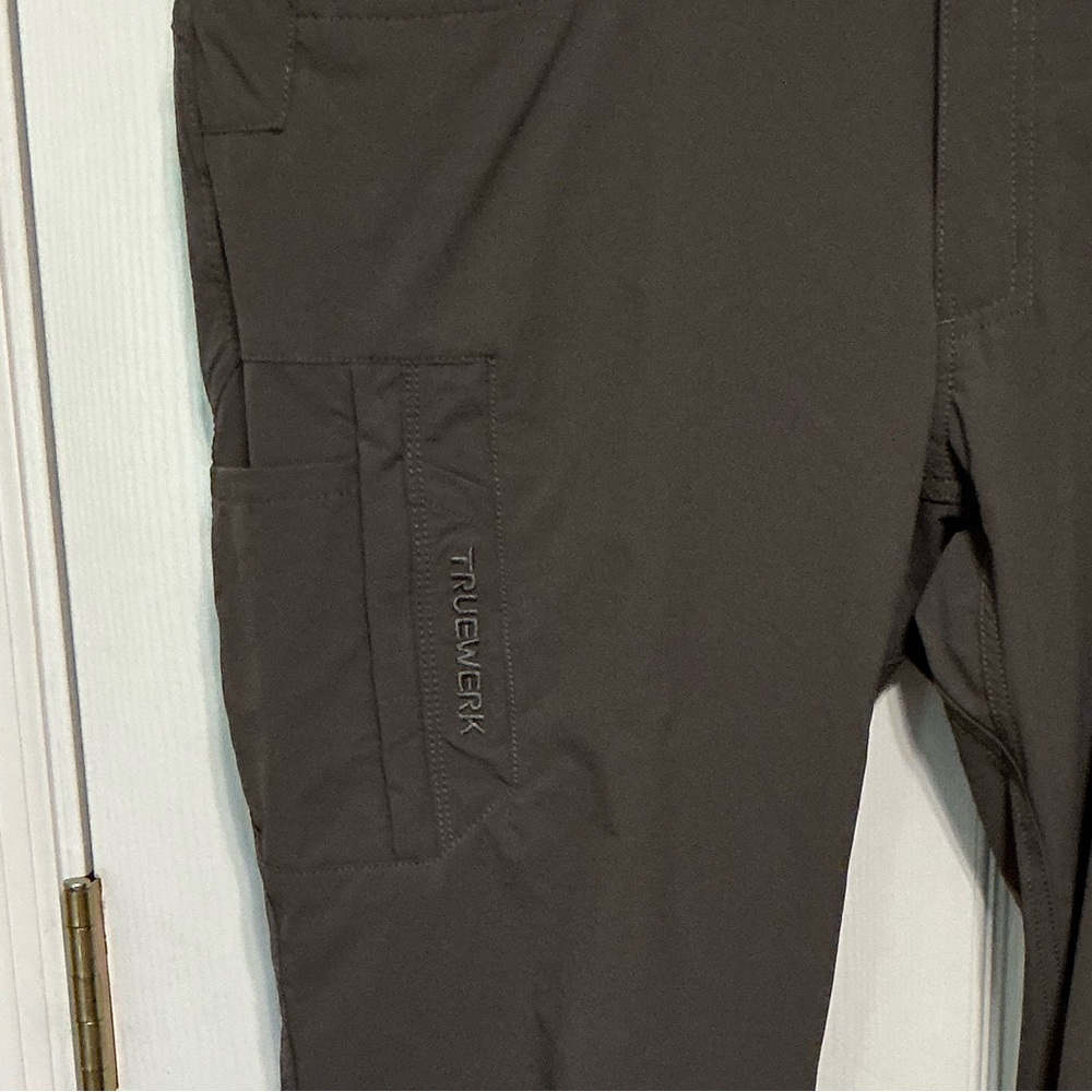 Truewerk Men's Gray Pants, Brand New!  34W 36L - Picture 4 of 4